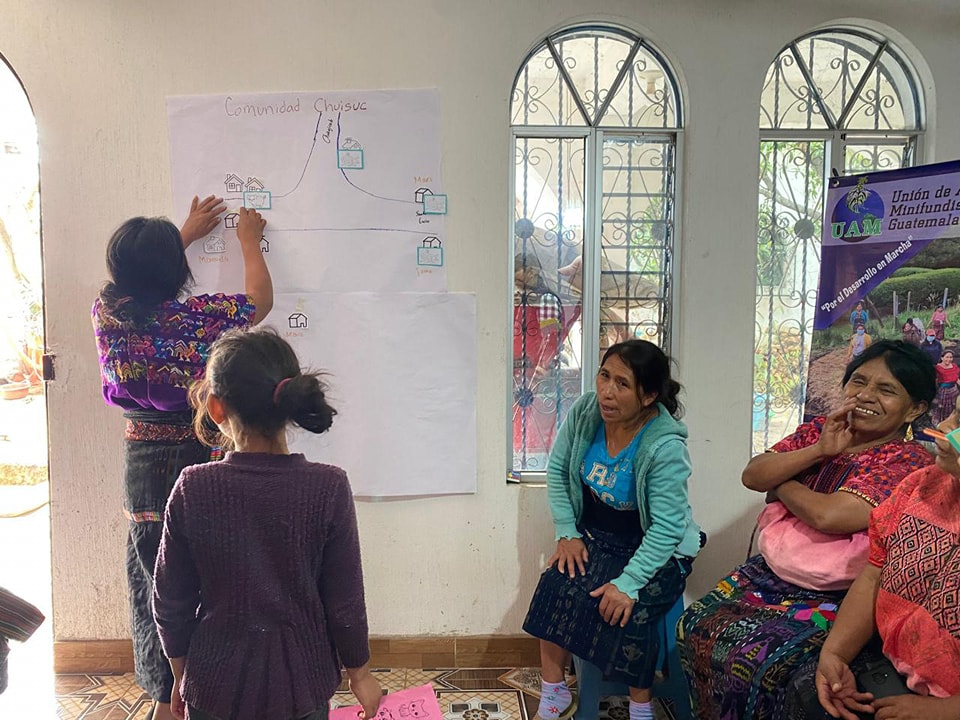 Imagen de enfoque y trabajo comunitario